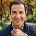 Camilo Vélez, paseador de Akimba